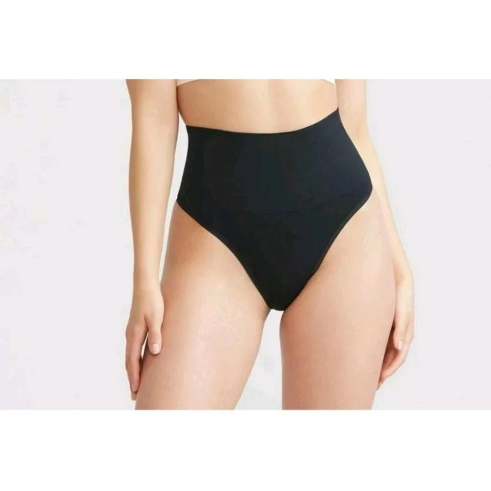 Essentials By Tummy Tank Size S/M Nylon Seamless‎ Thongs 2 Pack TT5-037 NWT